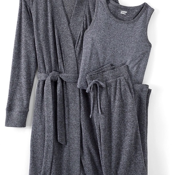 Gray Knit Tank Top and Robe Set - Picture 5 of 5